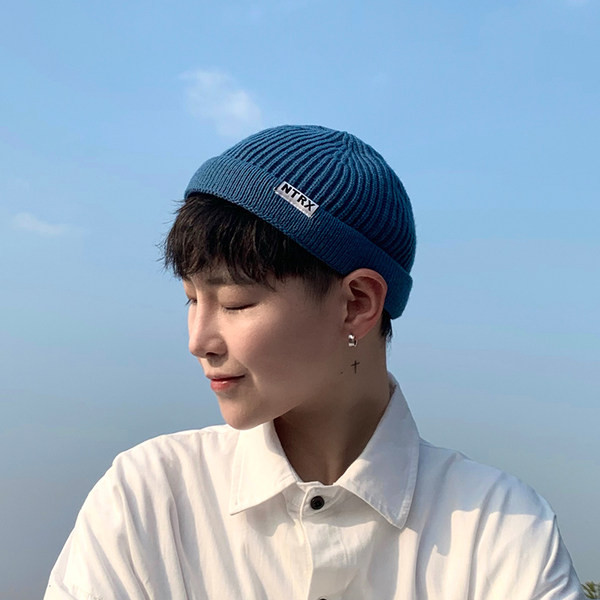 Ежедневна мъжка плетена шапка - изчистен модел