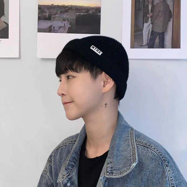 Ежедневна мъжка плетена шапка - изчистен модел