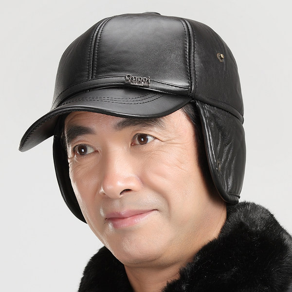 Мъжка кожена шапка с топла подплата