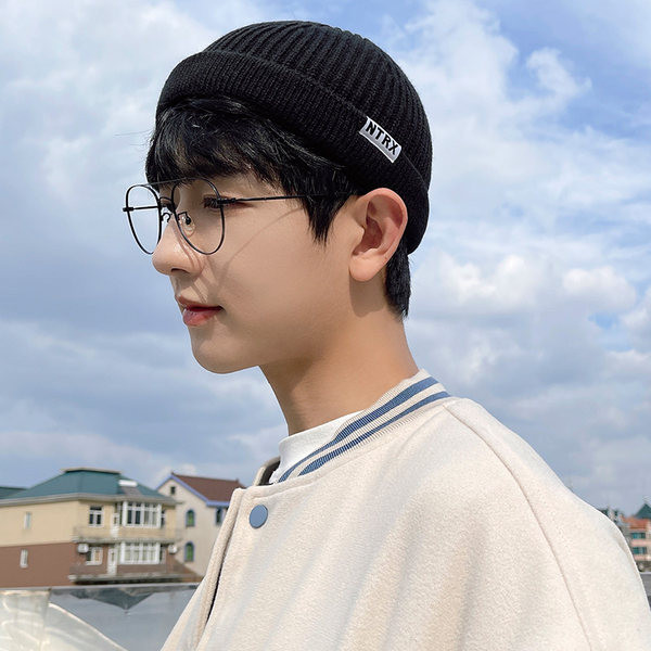 Muška pletena kapa s printom