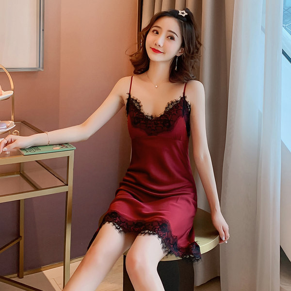 Ženska spavaćica sa čipkom - više modela