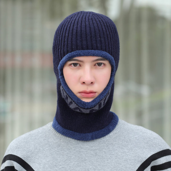 Dnevna zimska kapa sa natpisom - za muškarce