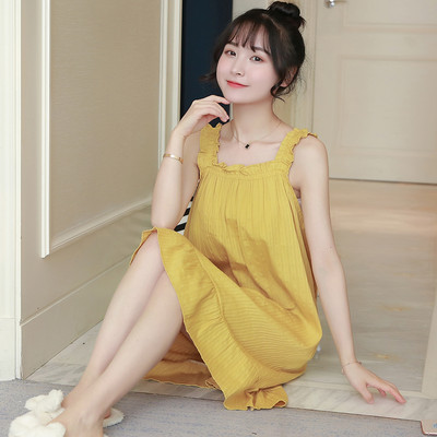 Ženska spavaćica - dva modela