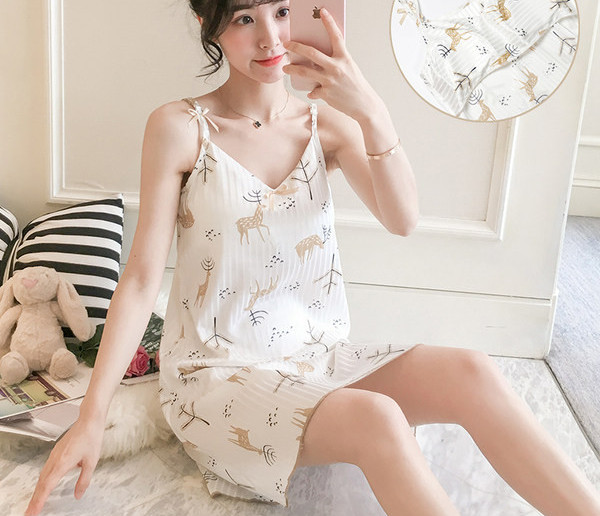 Ženska moderna spavaćica s uzorkom i špic izrezom