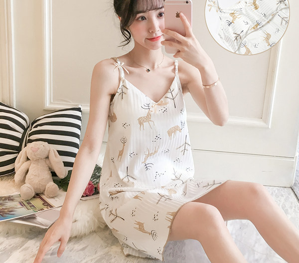 Ženska moderna spavaćica s uzorkom i špic izrezom