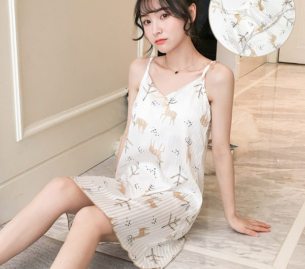 Ženska moderna spavaćica s uzorkom i špic izrezom