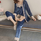 Elegantna ženska baršunasta pidžama od majica bez rukava i ogrtača