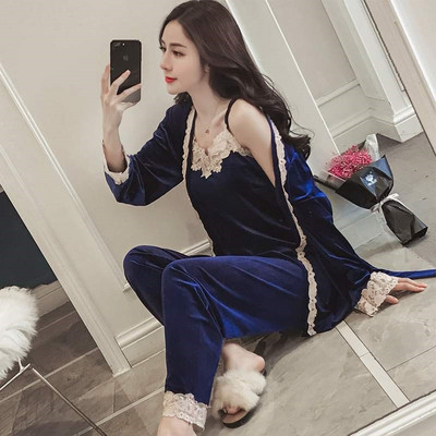 Elegantna ženska baršunasta pidžama od majica bez rukava i ogrtača