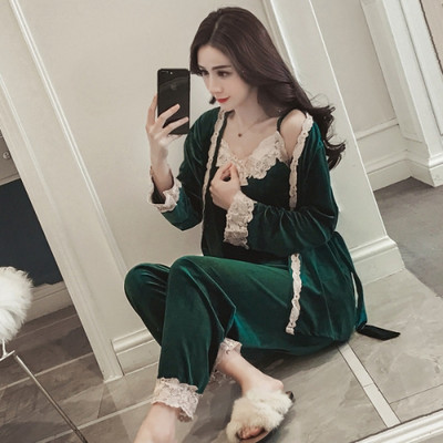 Elegantna ženska baršunasta pidžama od majica bez rukava i ogrtača