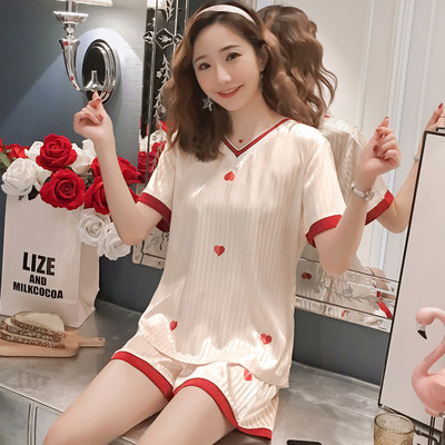 Ljetna satenska pidžama iz dva dijela sa aplikacijom