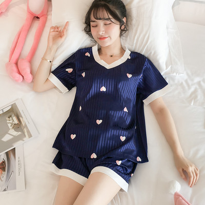 Ljetna satenska pidžama iz dva dijela sa aplikacijom