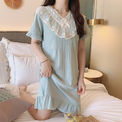 Γυναικείο βαμβακερό νυχτικό με κέντημα και κορδέλα