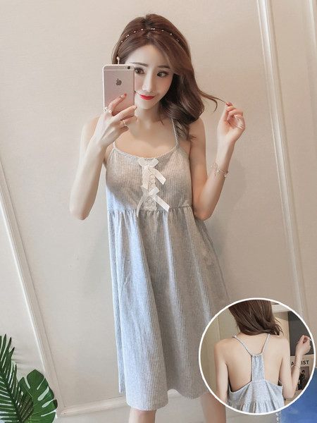 Ženska ljetna spavaćica na tanke naramenice