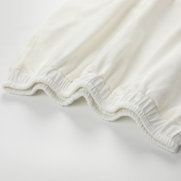 Ženska dvodijelna pidžama sa špic izrezom