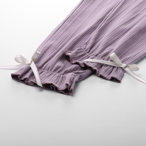 Дамска пижама с дълъг ръкав и къдри