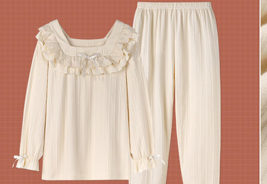 Novi model ženske pidžame iz dva dijela sa loknama