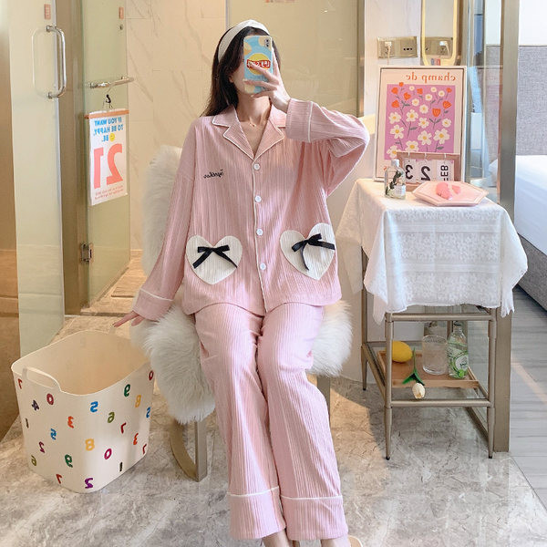 Ženska ležerna pidžama iz dva dijela na gumbe