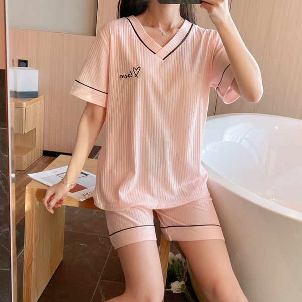 Ženska prugasta pidžama s kratkim rukavima - roze boje