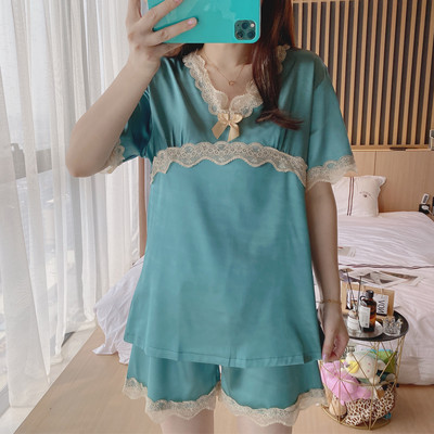 Ženska pidžama sa čipkom i trakom - iz dva dijela