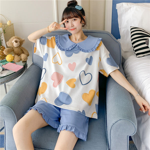 Ženska pidžama sa loknama i aplikacijama