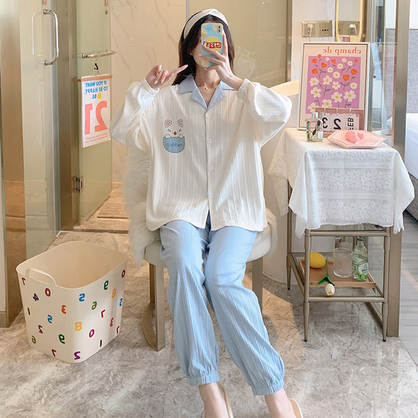 Нов модел дамска пижама с щампа 