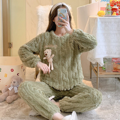 Пухена пижама с 3D елемент