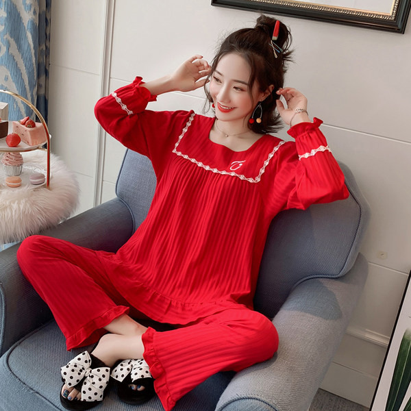 Нов модел дамска пижама от две части с дълъг ръкав и овално деколте 