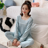 Ženska pidžama s četvrtastim izrezom - tri boje