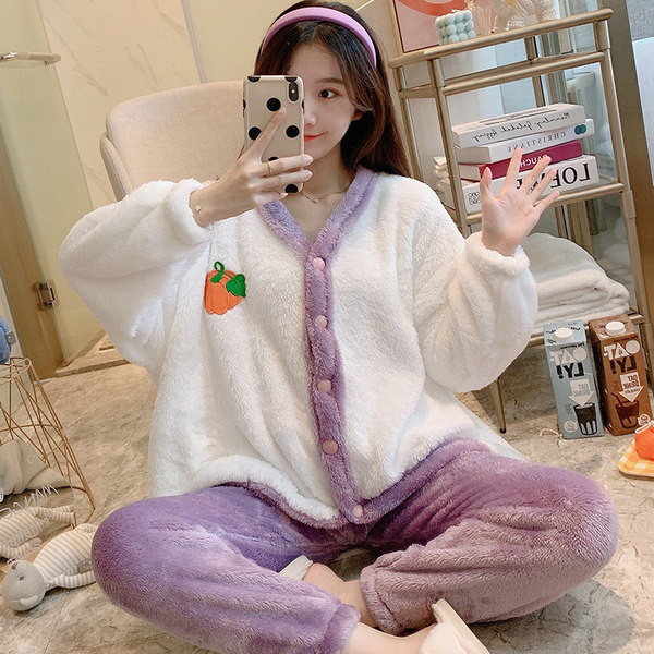 Ženska donja pidžama iz dva dijela s kopčanjem na gumbe