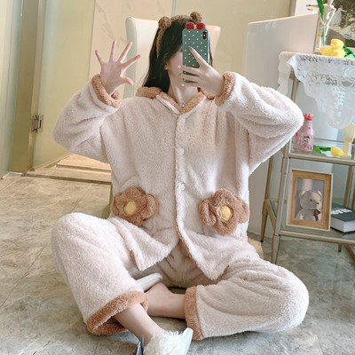 Ženska zimska pidžama iz dva dijela