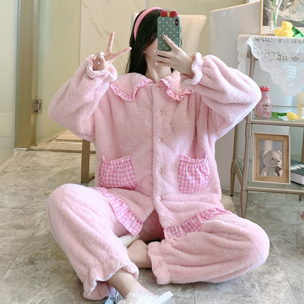 Ženska zimska pidžama iz dva dijela