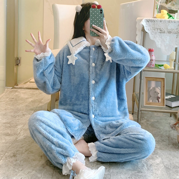 Ženska zimska pidžama iz dva dijela