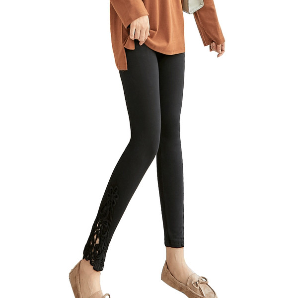 Ženski klin s vezom