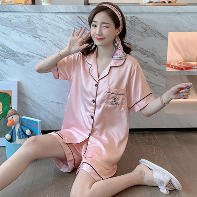 Ljetna satenska prugasta pidžama