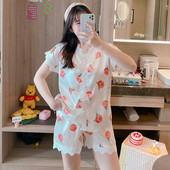 Къс комплект дамска пижама с дантела