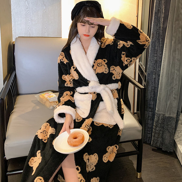 Ženski kućni ogrtač Polar - različiti modeli