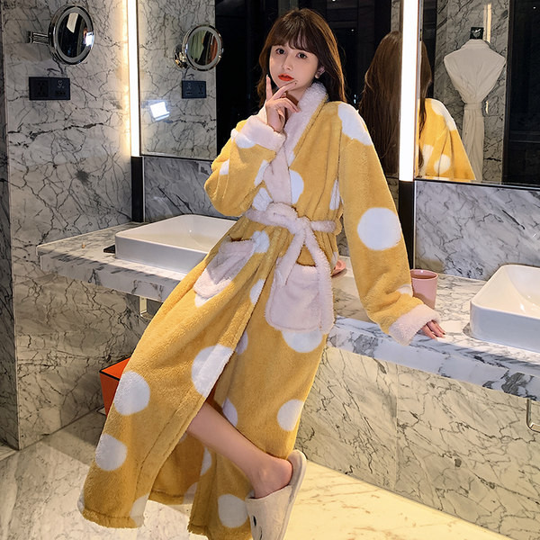 Ženski kućni ogrtač Polar - različiti modeli