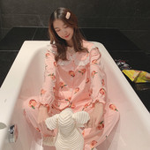 Ženska pidžama sa aplikacijom - dvodijelna