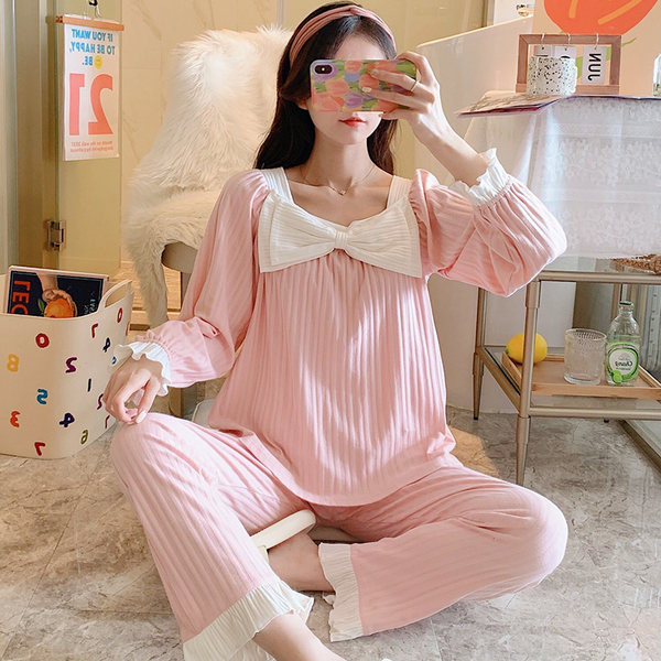 Ženska pidžama od samtastog žerseja sa trakom