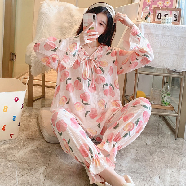 Ženska pidžama iz dva dijela sa aplikacijom u boji