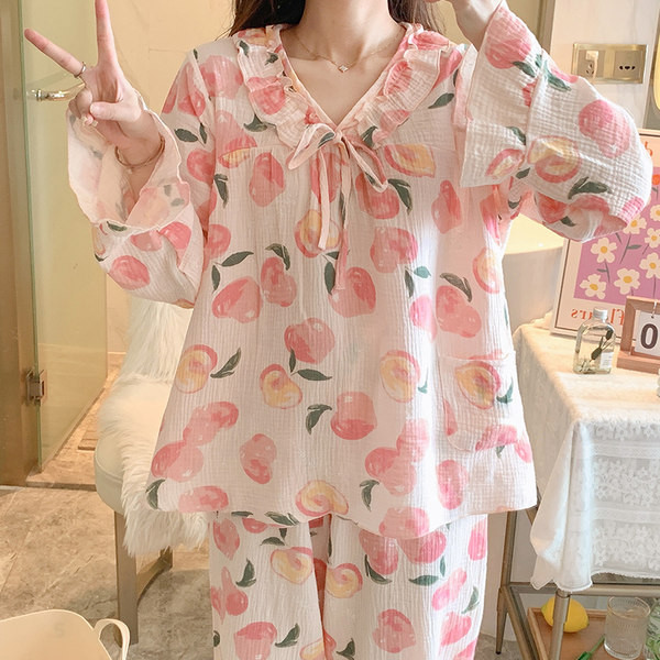 Ženska pidžama iz dva dijela sa aplikacijom u boji