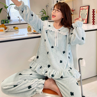 Дамска дебела пижама от две части с дълъг ръкав
