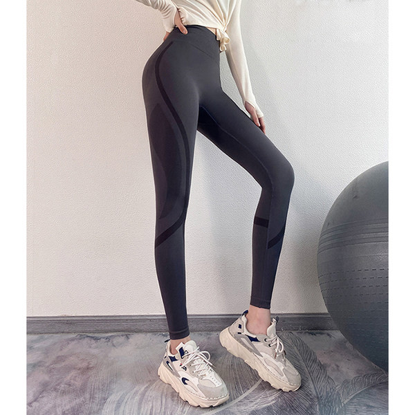 Спортен клин с висока талия подходящ за йога