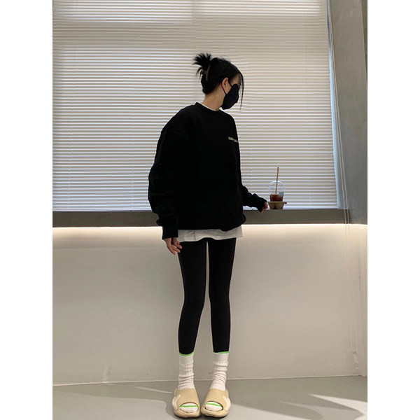 Ženske tajice s visokim strukom u crnoj boji