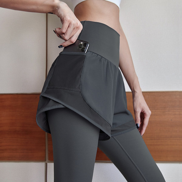 Νέο μοντέλο γυναικείο αθλητικό κολάν με σορτς