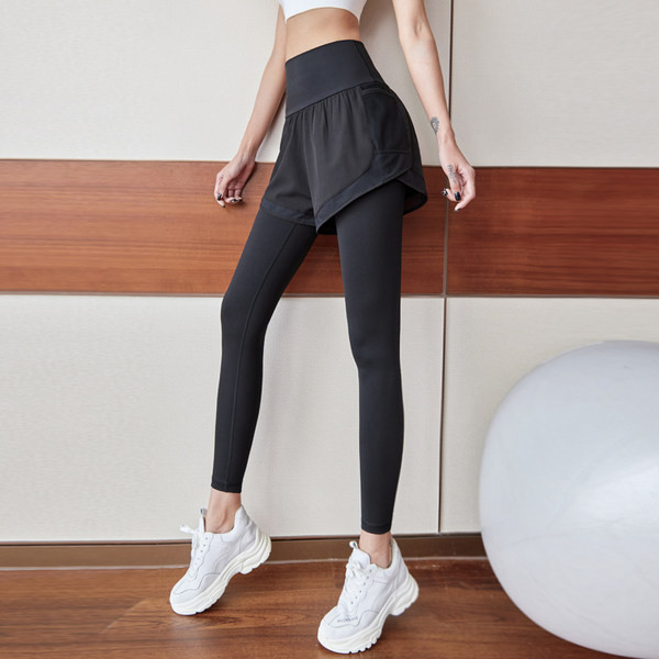 Νέο μοντέλο γυναικείο αθλητικό κολάν με σορτς