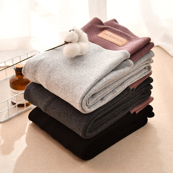 Γυναικείο casual κολάν με ψηλή μέση και έμβλημα