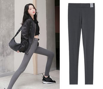 Ежедневен дамски клин с джобове и емблема