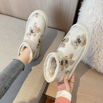 Модерни дамски боти с равна подметка и мека подплата