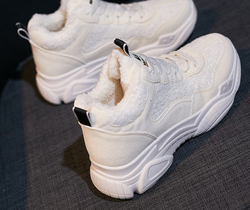 Zategnute pamučne cipele ženske zimske plus baršunaste zadebljane tople neklizajuće majčine cipele mekani potplat bakine cipele čizme za snijeg za srednje i starije osobe